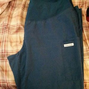 Maternity scrub pants Lg 3 pair